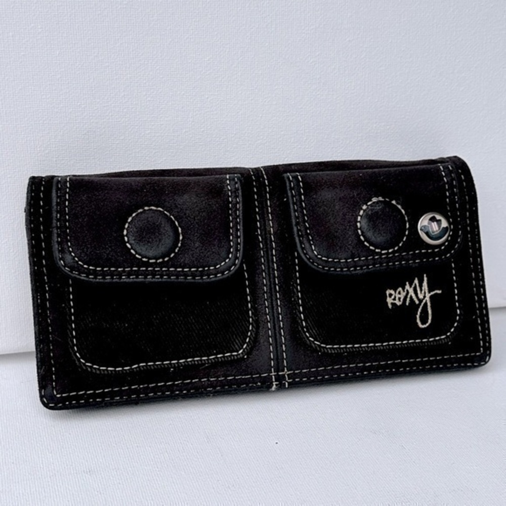 1990’s Roxy bifold wallet